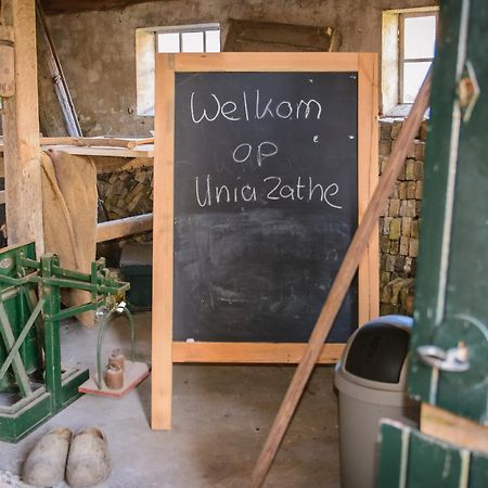 Unia Zathe Bed & Breakfast Ee Екстериор снимка