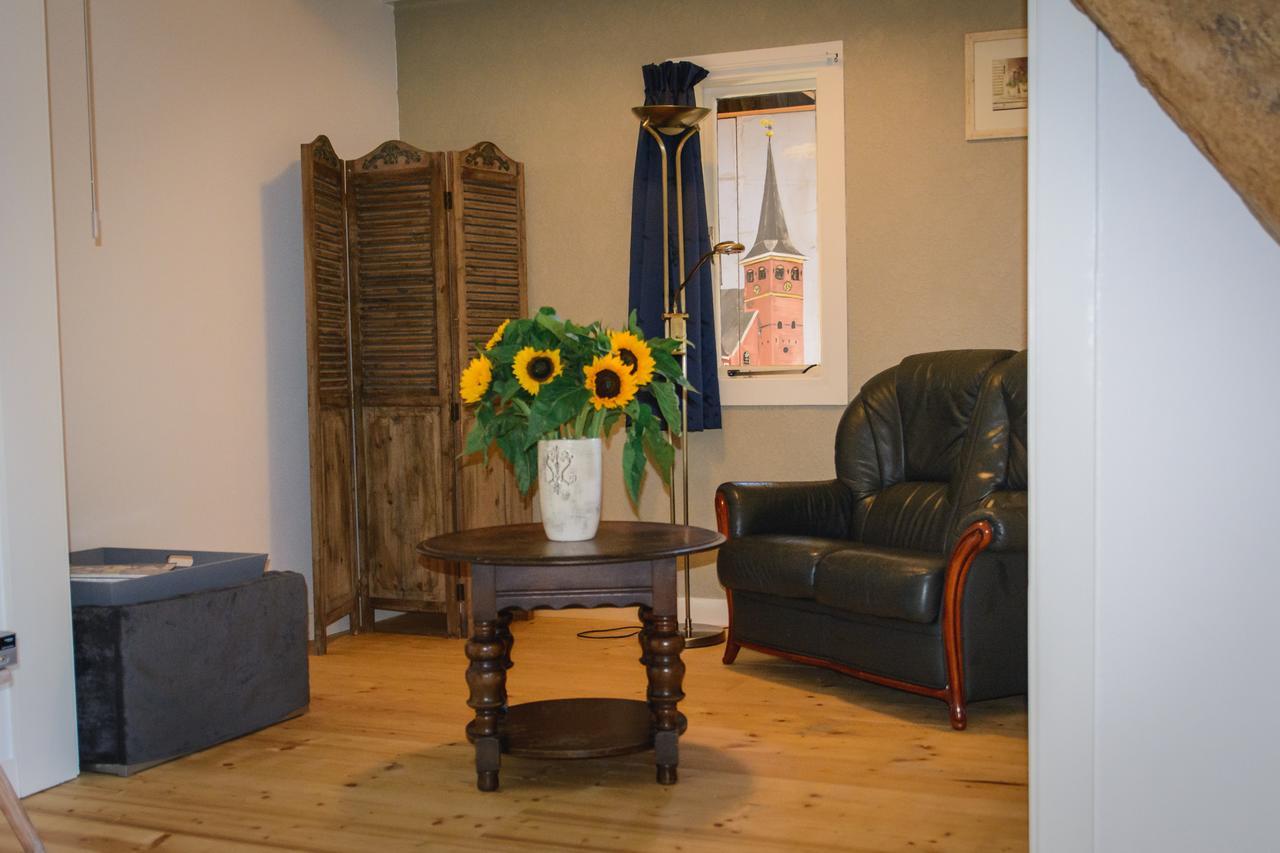 Unia Zathe Bed & Breakfast Ee Екстериор снимка
